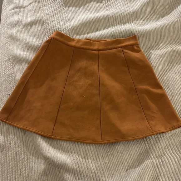 Burnt orange skirt - Picture 4 of 4